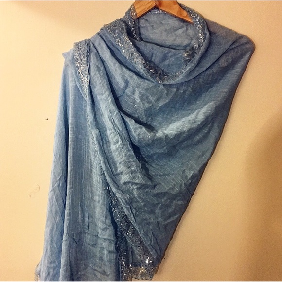 CHARMING CHARLIE Multiple Fashionable Scarves - Picture 2 of 6